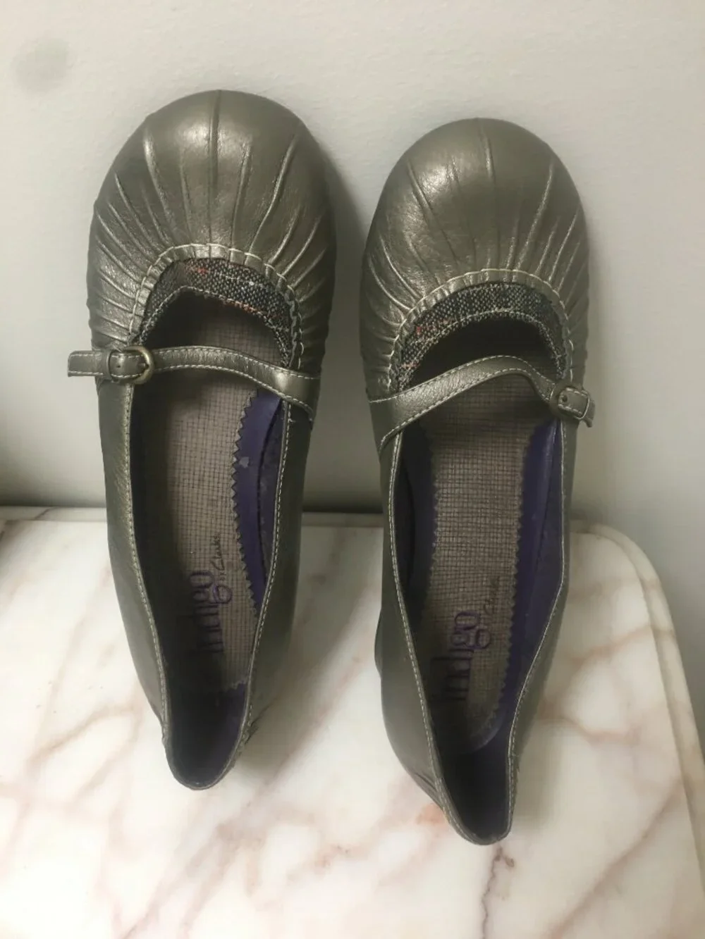 indigo by Clarks gray metallic look Mary Jane Shoes